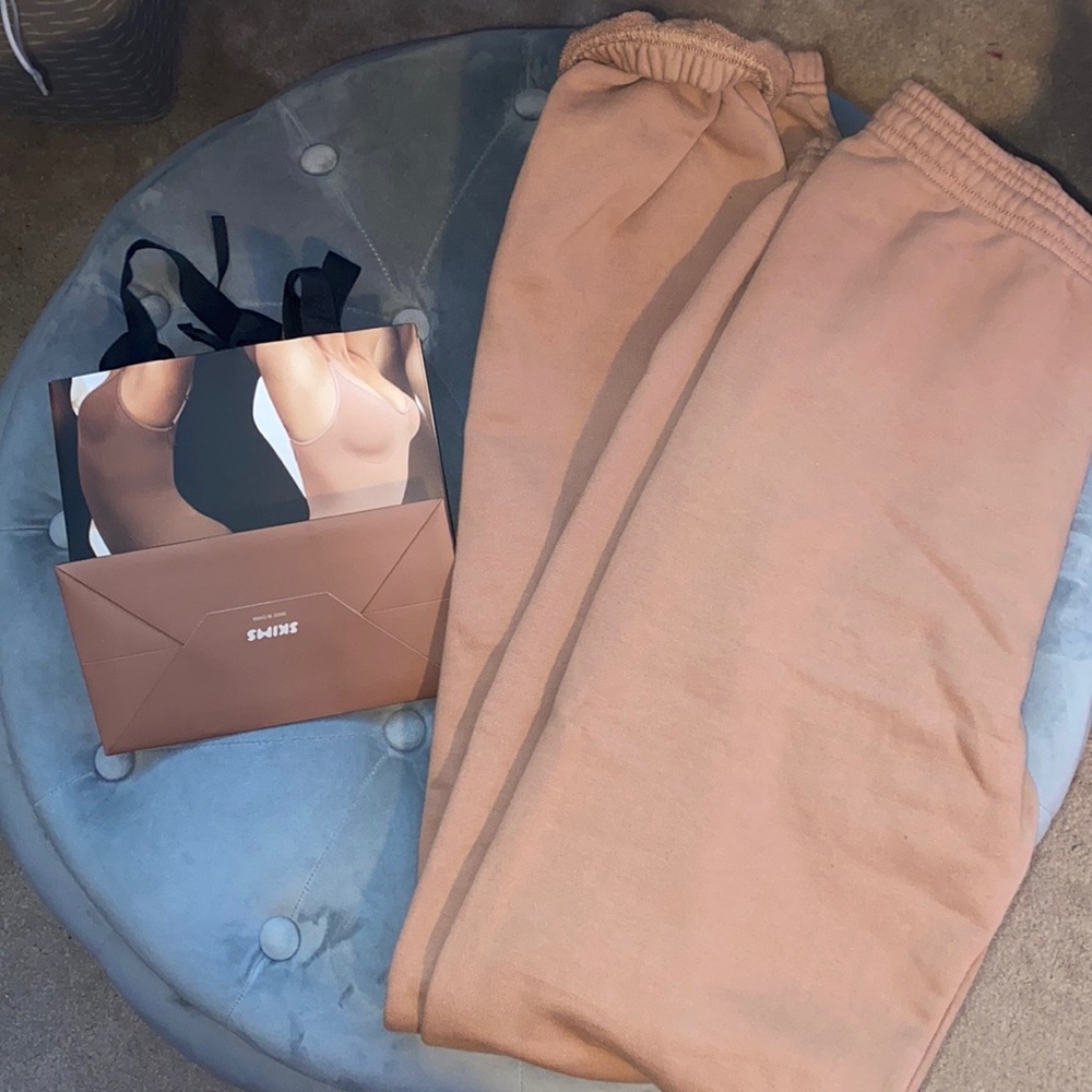 SKIMS outdoor fleece joggers